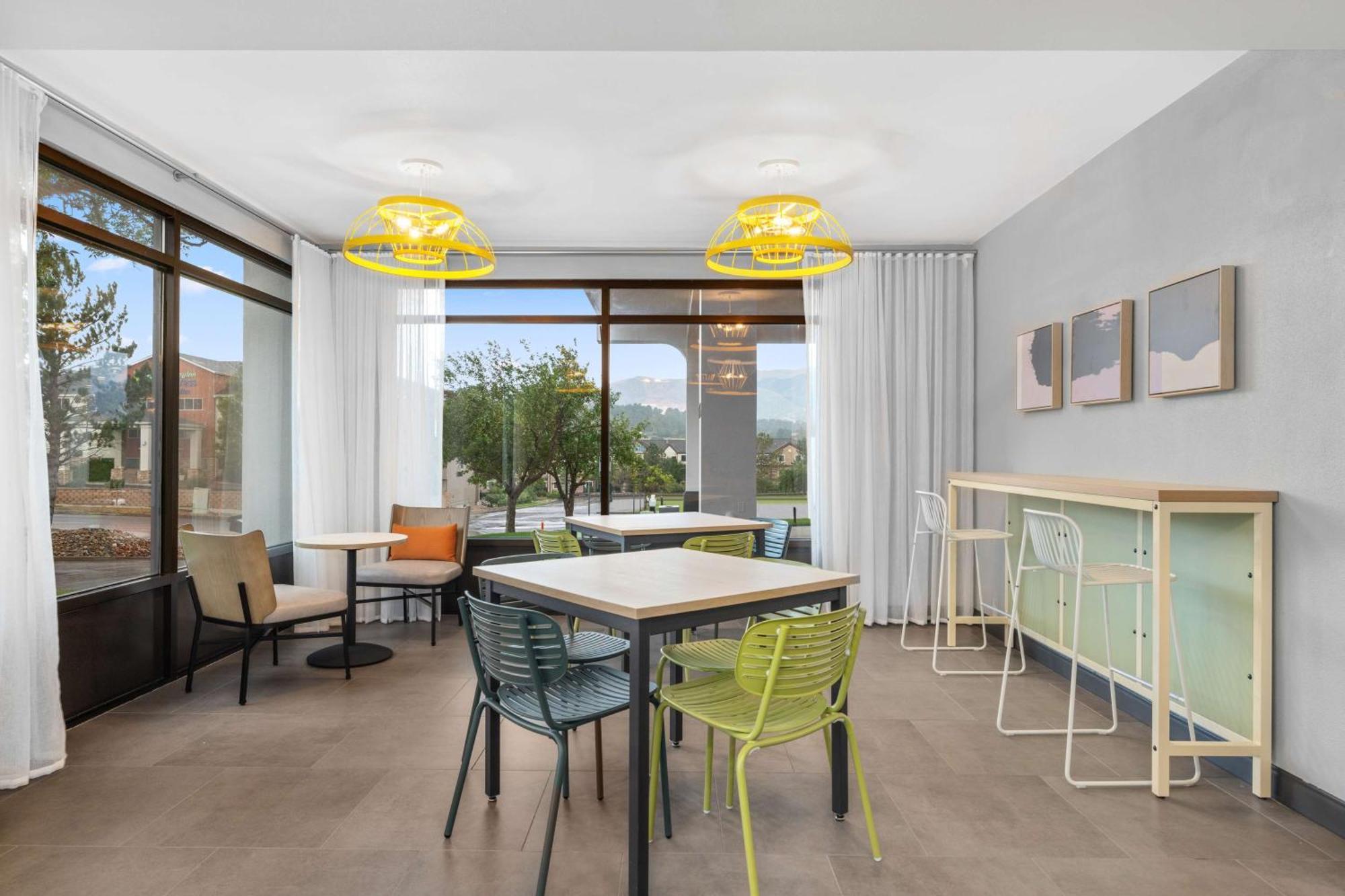 Spark By Hilton Colorado Springs I 25 Central Luaran gambar